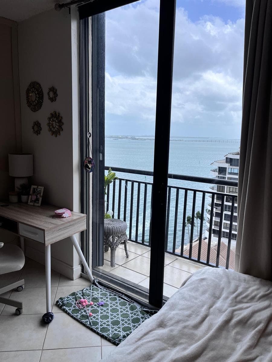 540 Brickell Key Drive # 1721, Miami FL 33131 — 15