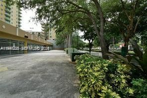 Coral Plaza Of Miami Cond, Miami, FL — 40