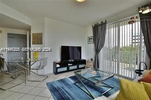 Coral Plaza Of Miami Cond, Miami, FL — 4