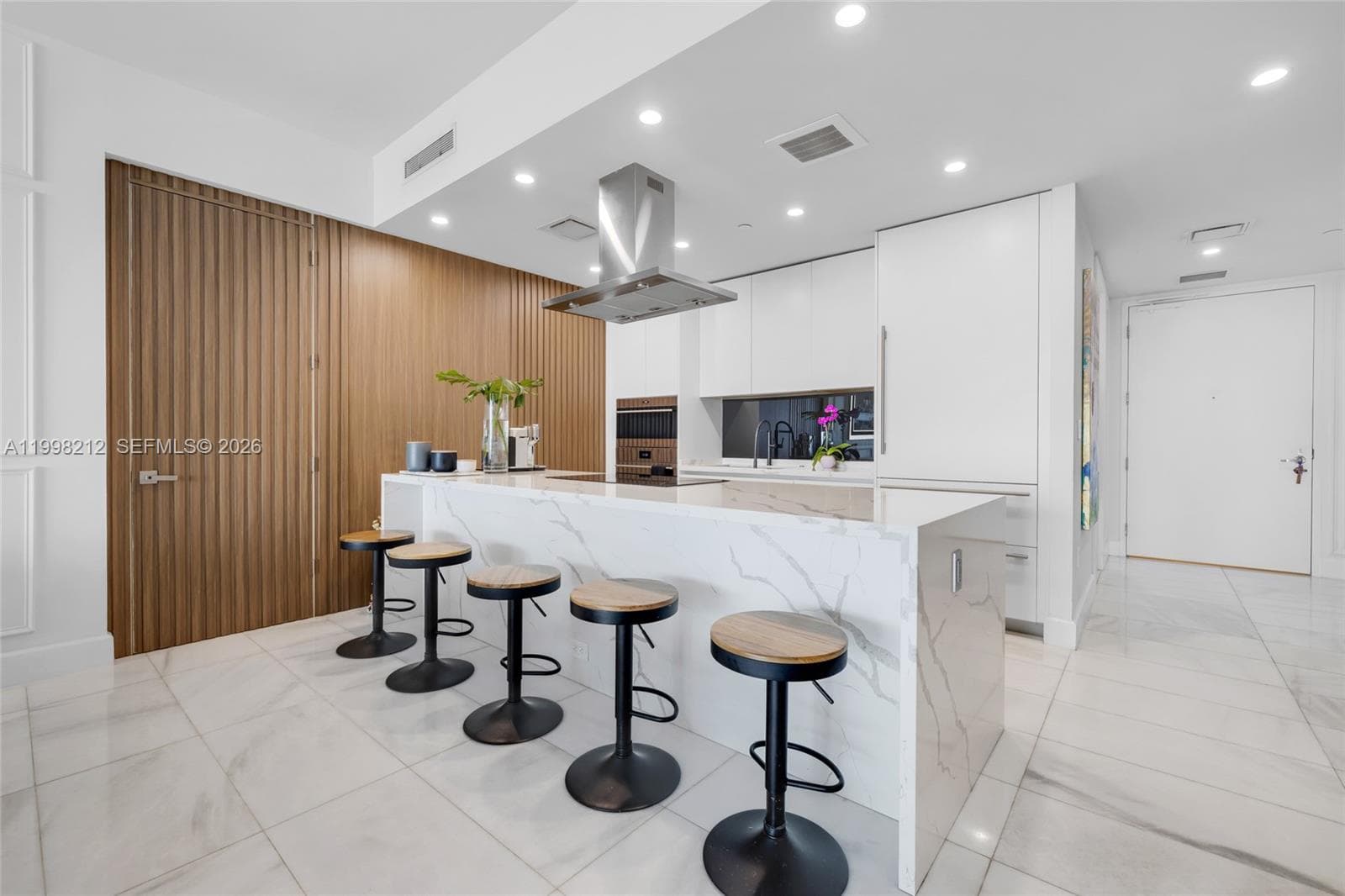 700 NE 26th Ter # 2202, Miami FL 33137 — 13