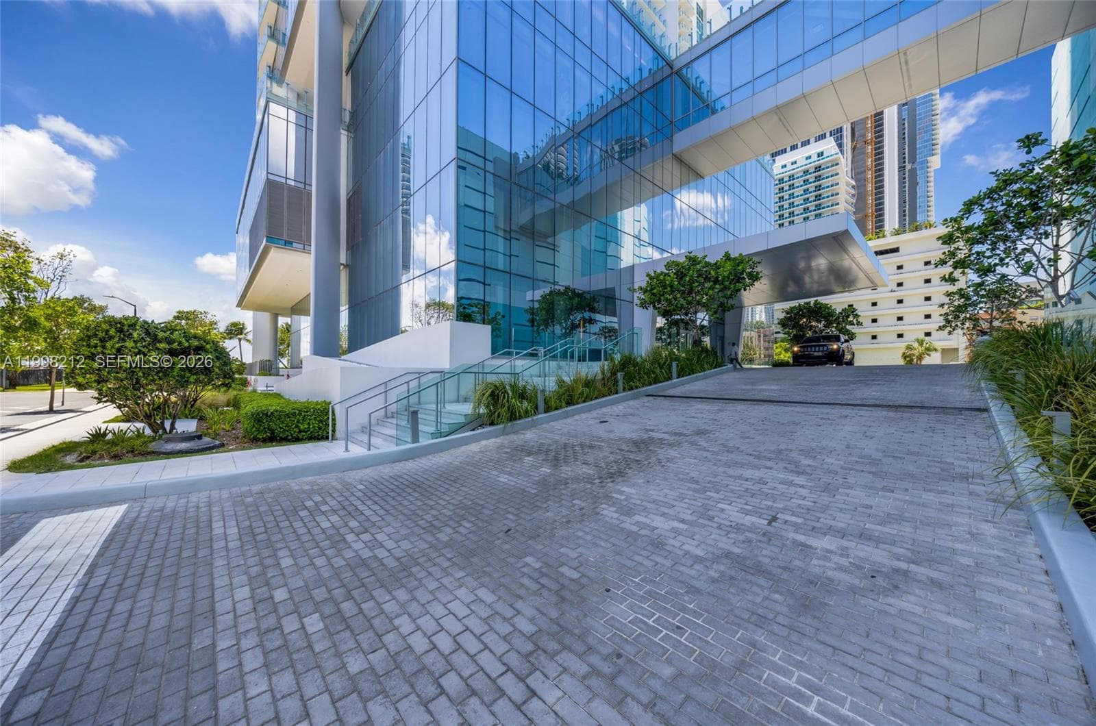 700 NE 26th Ter # 2202, Miami FL 33137 — 47