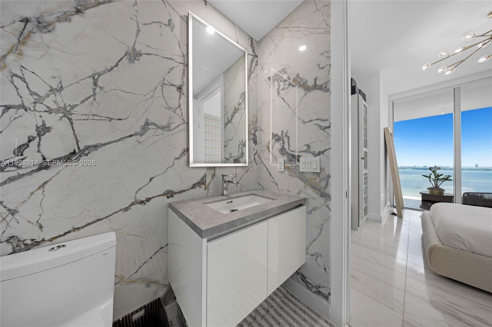 700 NE 26th Ter # 2202, Miami FL 33137 — 33