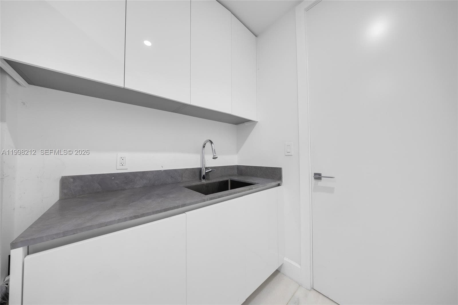 700 NE 26th Ter # 2202, Miami FL 33137 — 45