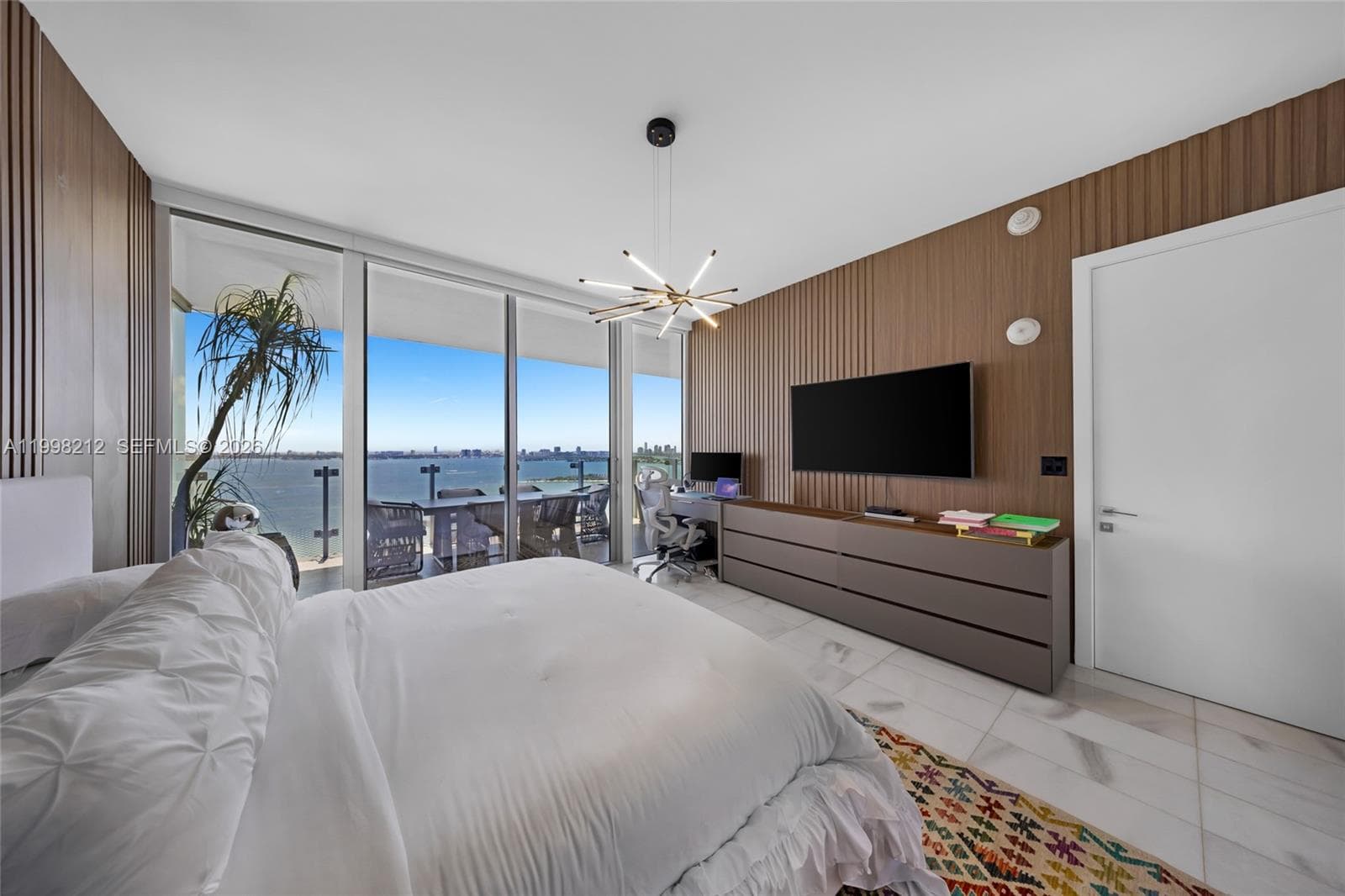 700 NE 26th Ter # 2202, Miami FL 33137 — 19