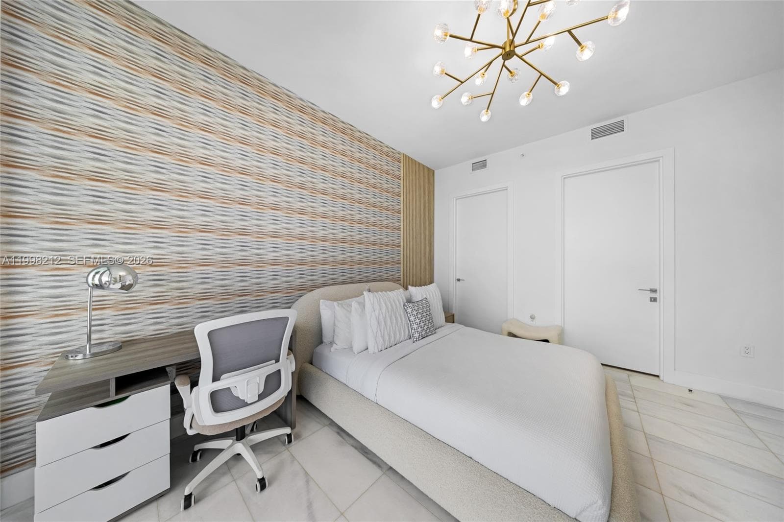 700 NE 26th Ter # 2202, Miami FL 33137 — 31