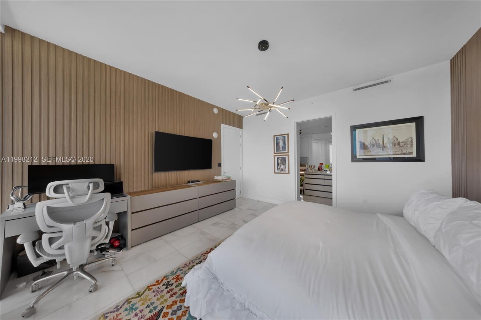 700 NE 26th Ter # 2202, Miami FL 33137 — 21