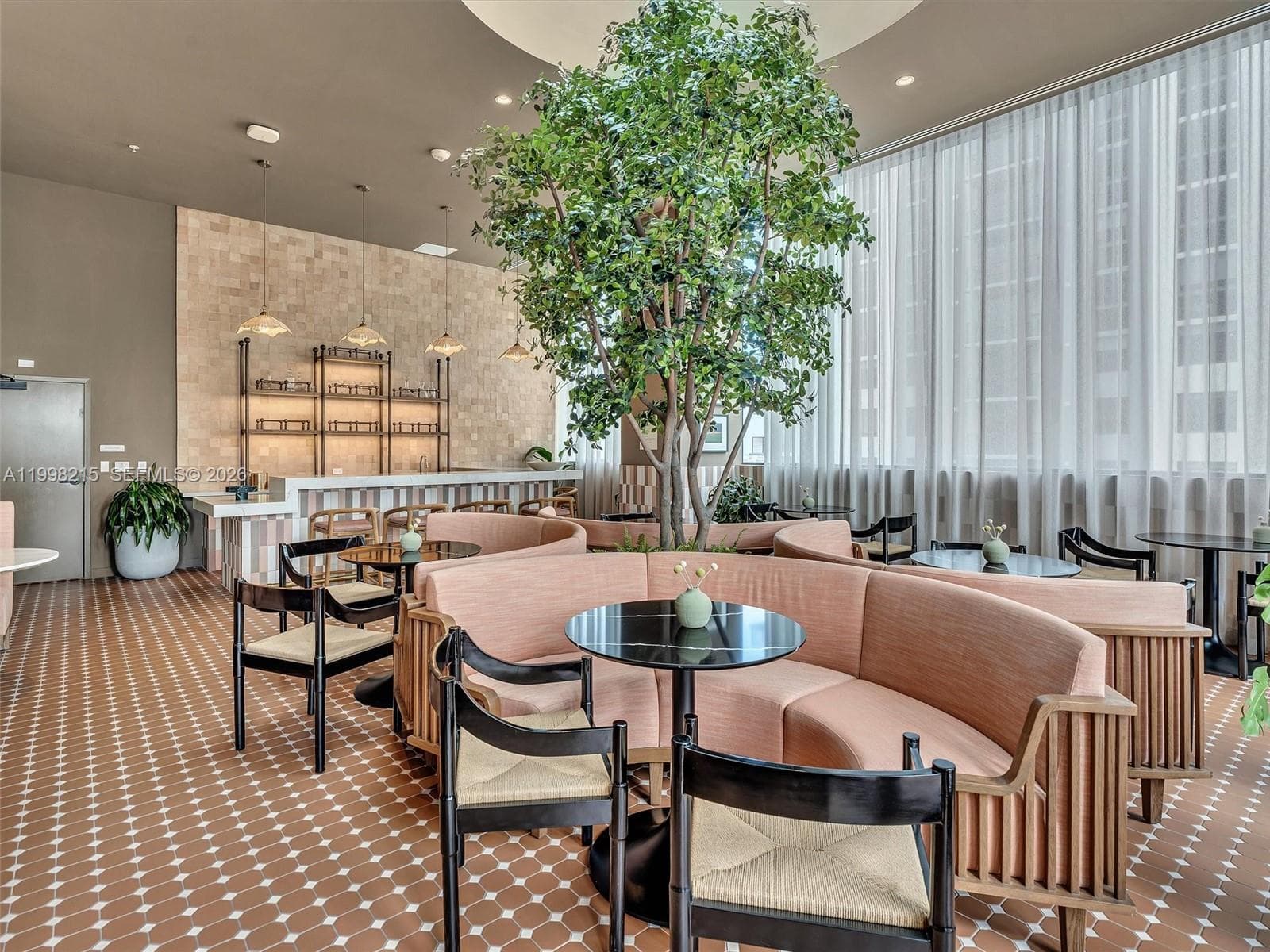 11 NE 6th street # 2214, Miami FL 33132 — 34