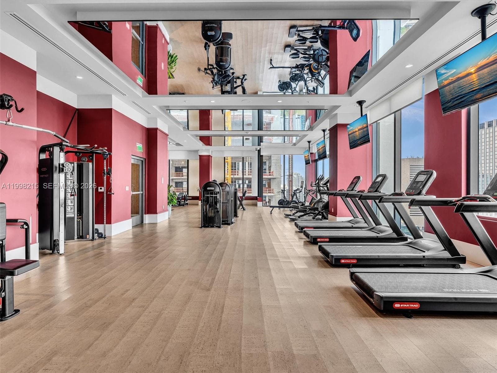 11 NE 6th street # 2214, Miami FL 33132 — 37