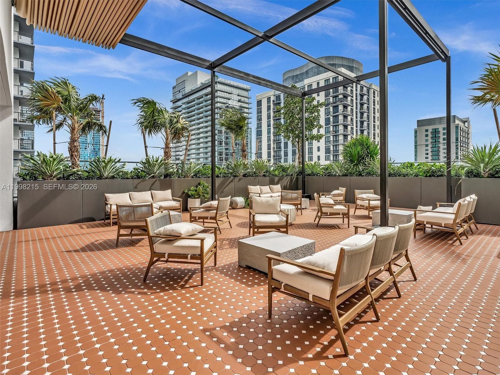 11 NE 6th street # 2214, Miami FL 33132 — 31