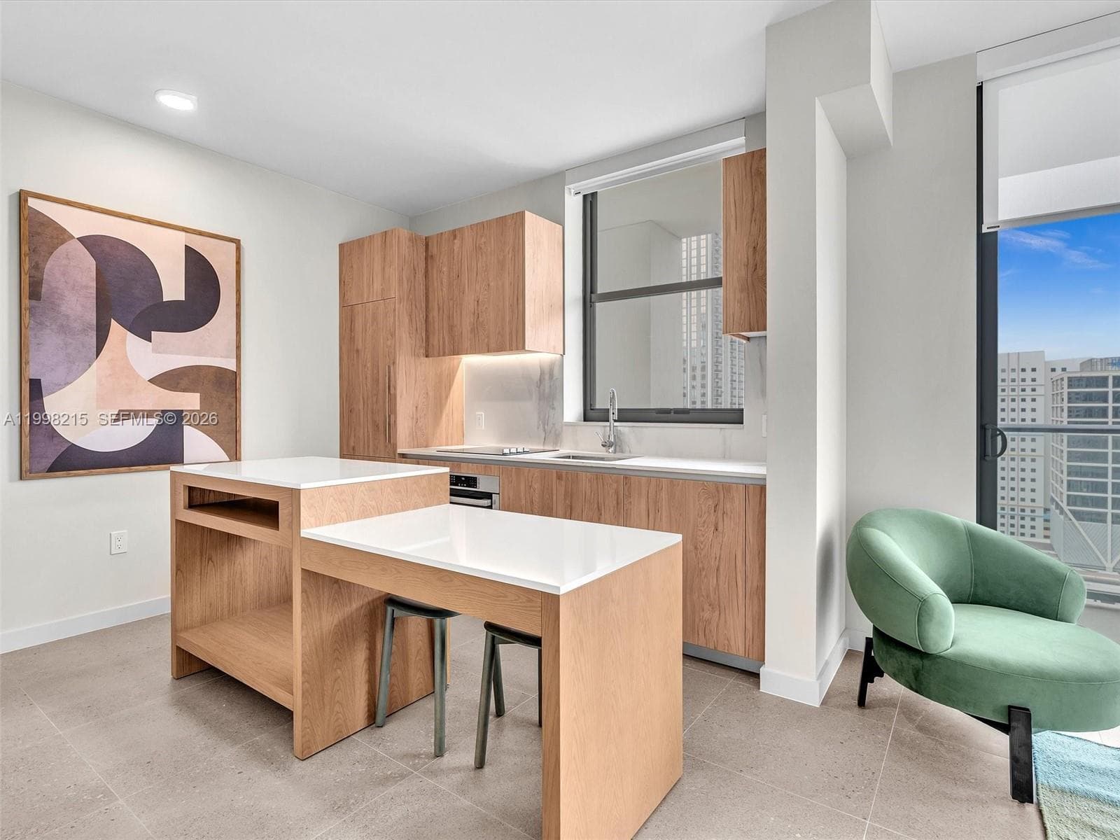 11 NE 6th street # 2214, Miami FL 33132 — 4
