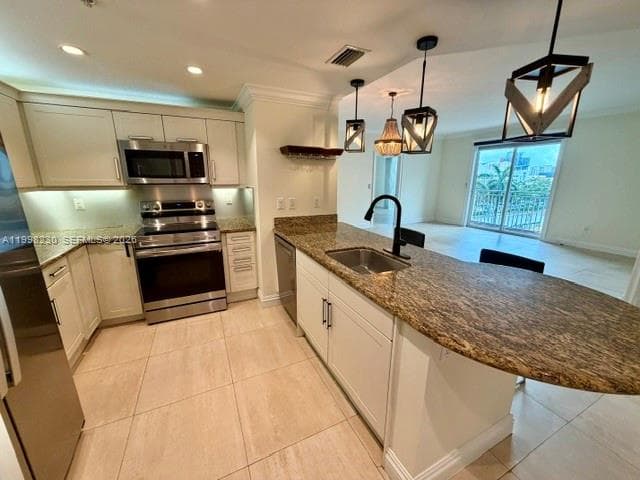 7270 SW 88th St # B306, Miami FL 33156 — 8