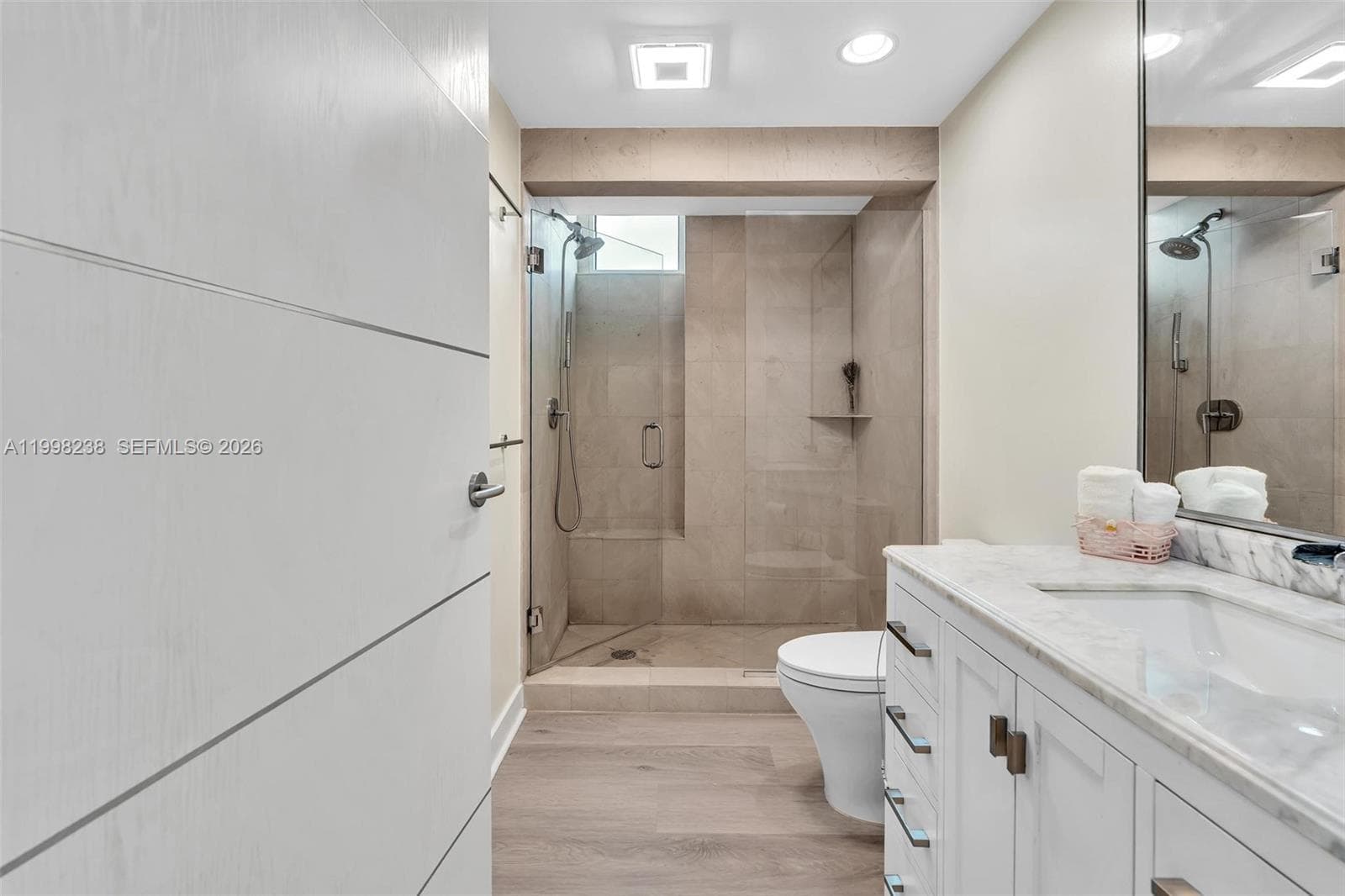 3801 Collins Ave # 806, Miami Beach FL 33140 — 52