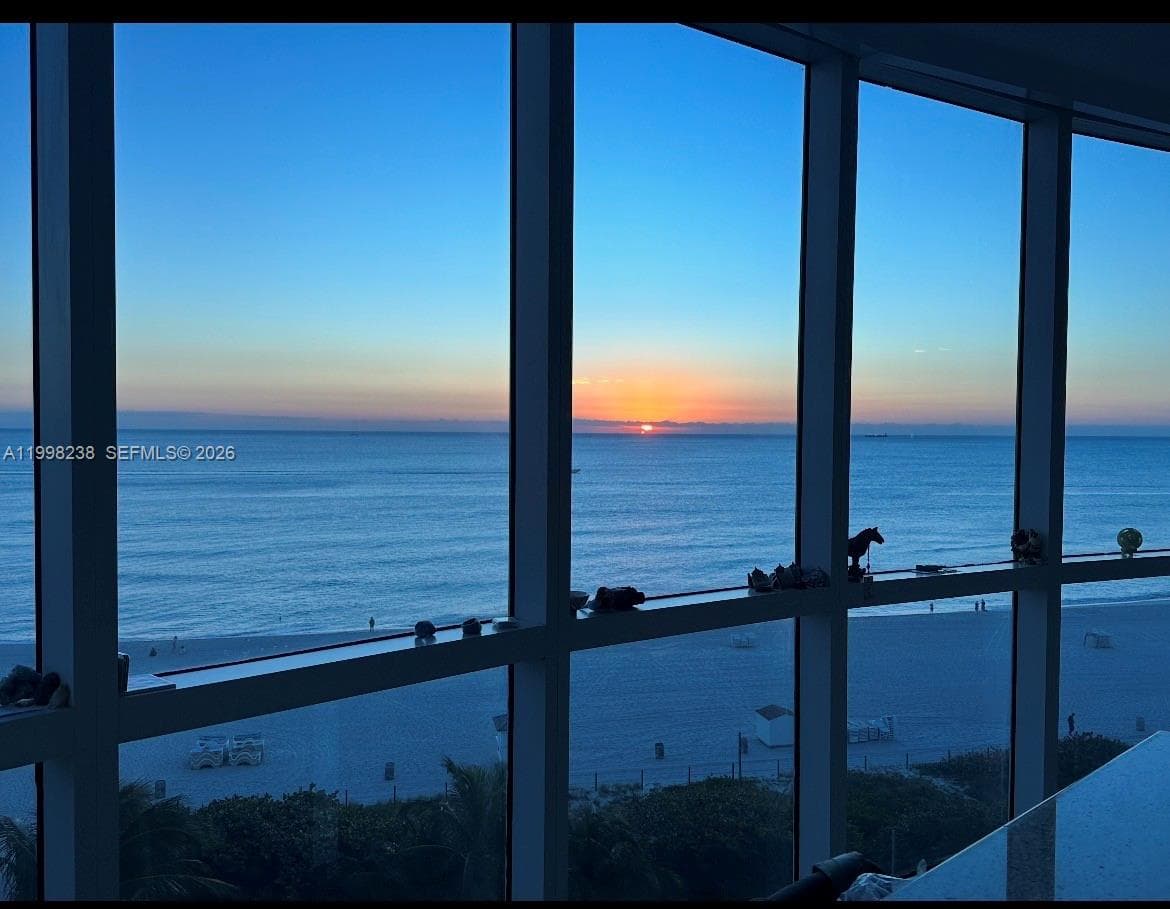 3801 Collins Ave # 806, Miami Beach FL 33140 — 84