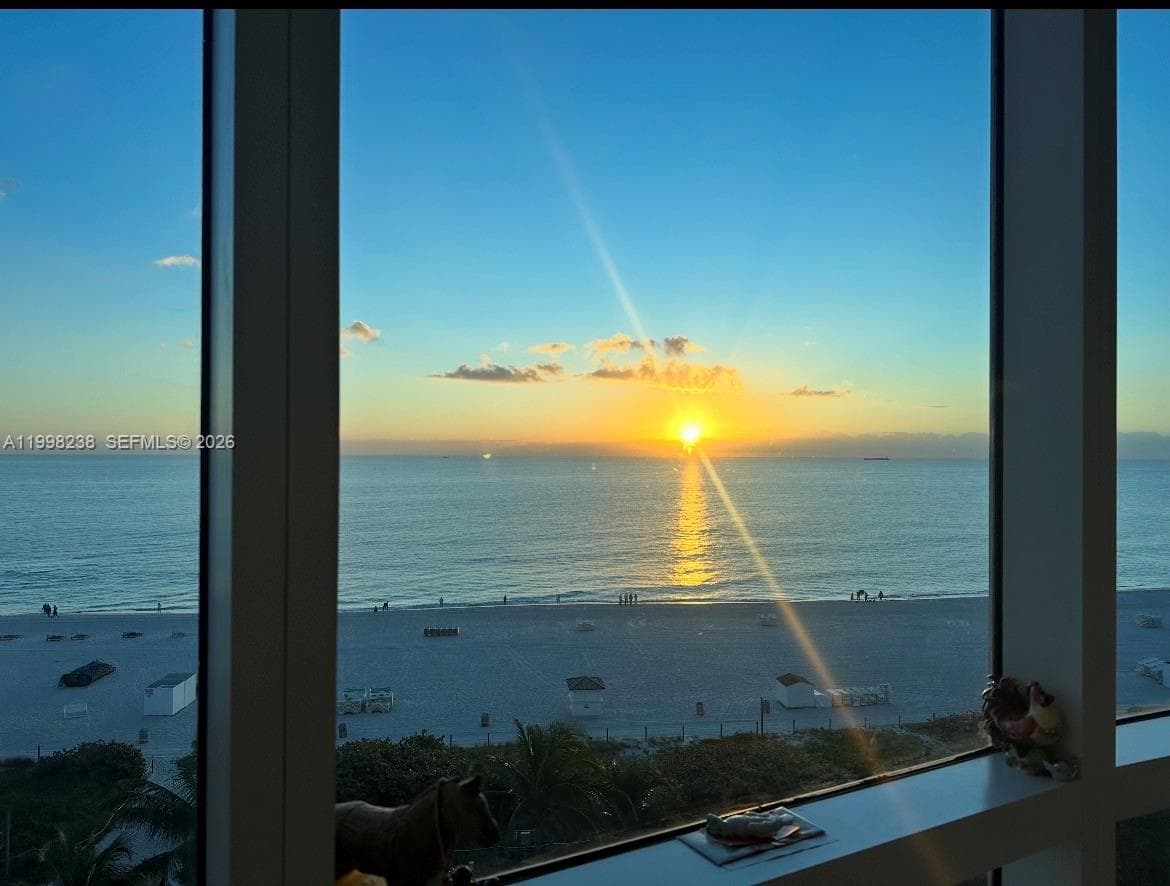 3801 Collins Ave # 806, Miami Beach FL 33140 — 86