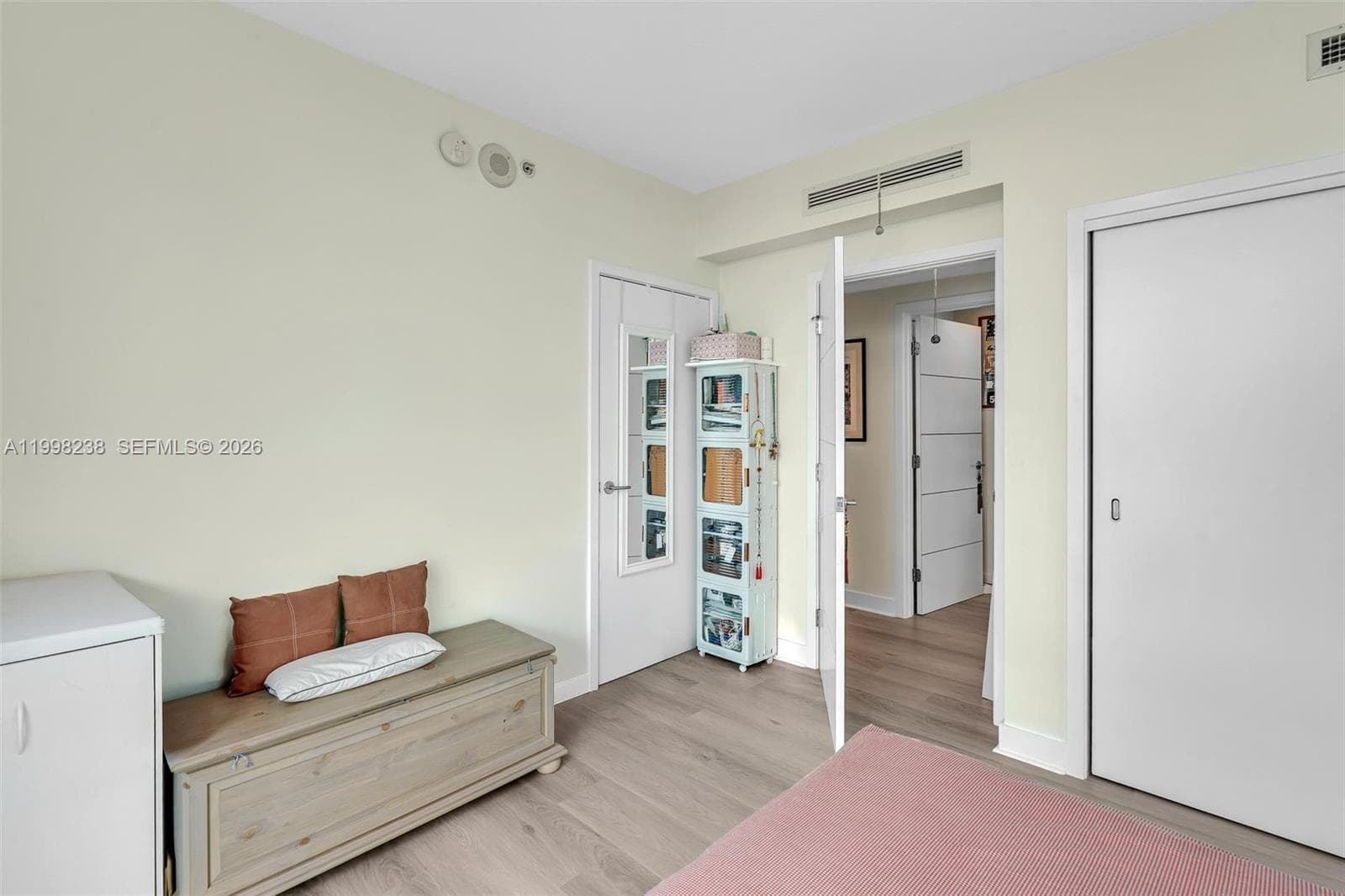 3801 Collins Ave # 806, Miami Beach FL 33140 — 55