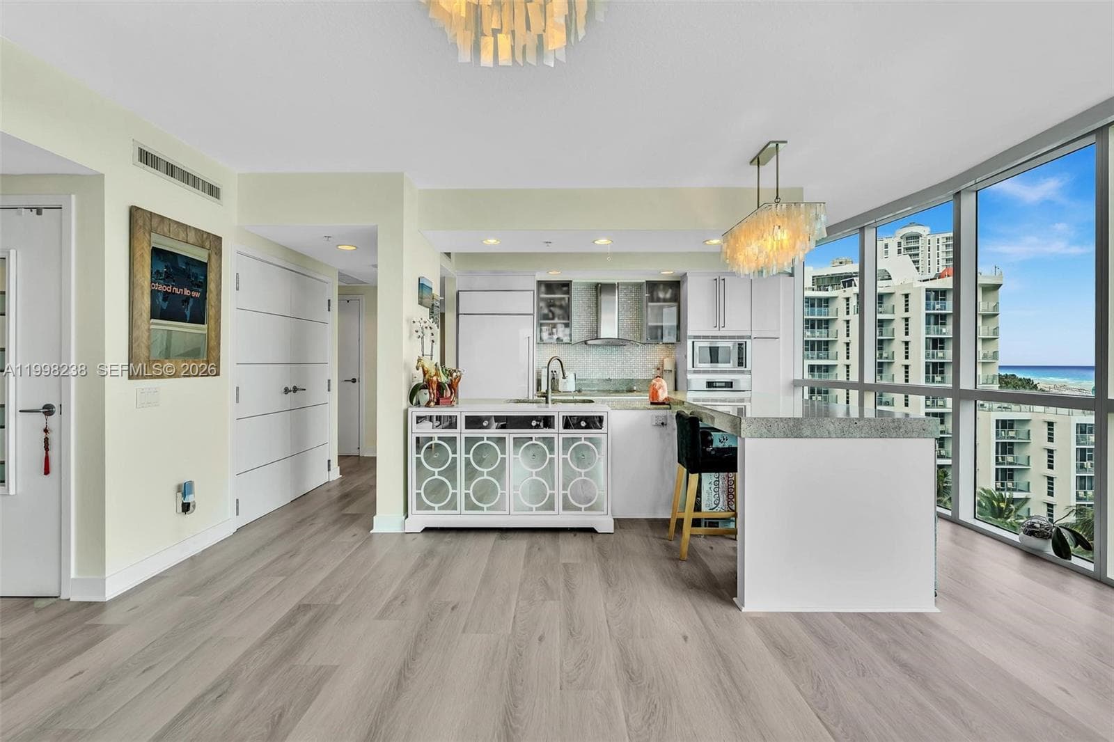 3801 Collins Ave # 806, Miami Beach FL 33140 — 37