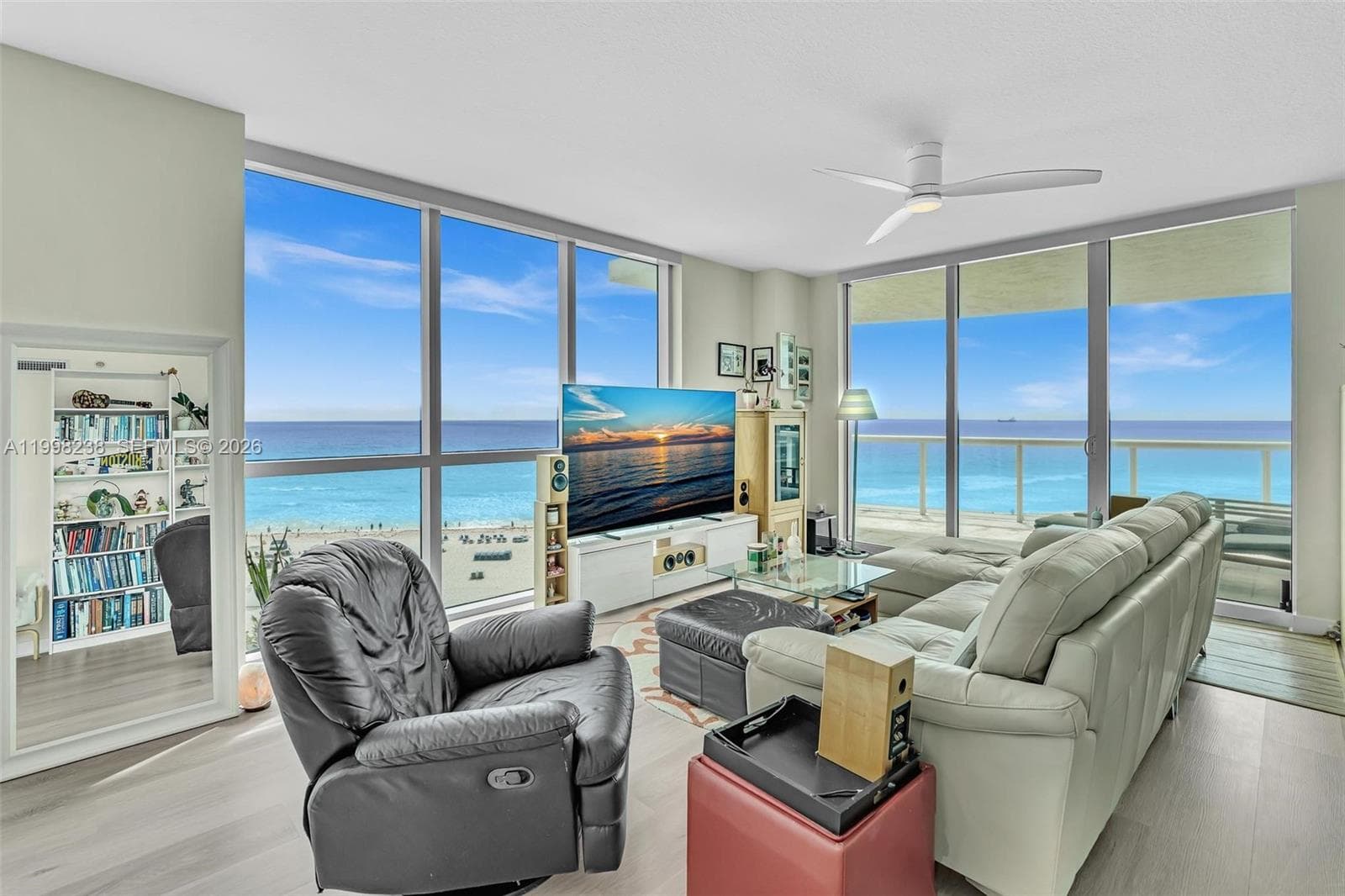 3801 Collins Ave # 806, Miami Beach FL 33140 — 11