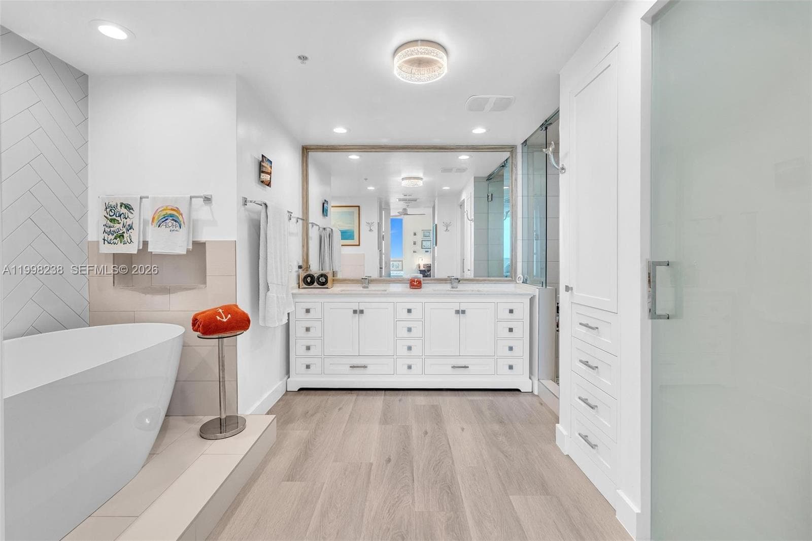 3801 Collins Ave # 806, Miami Beach FL 33140 — 31