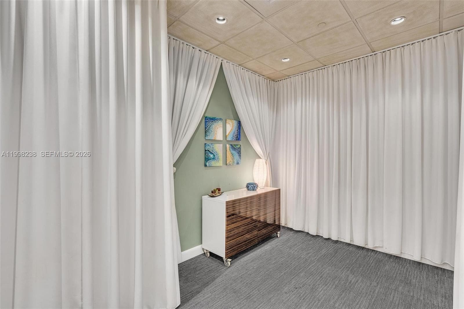 3801 Collins Ave # 806, Miami Beach FL 33140 — 64