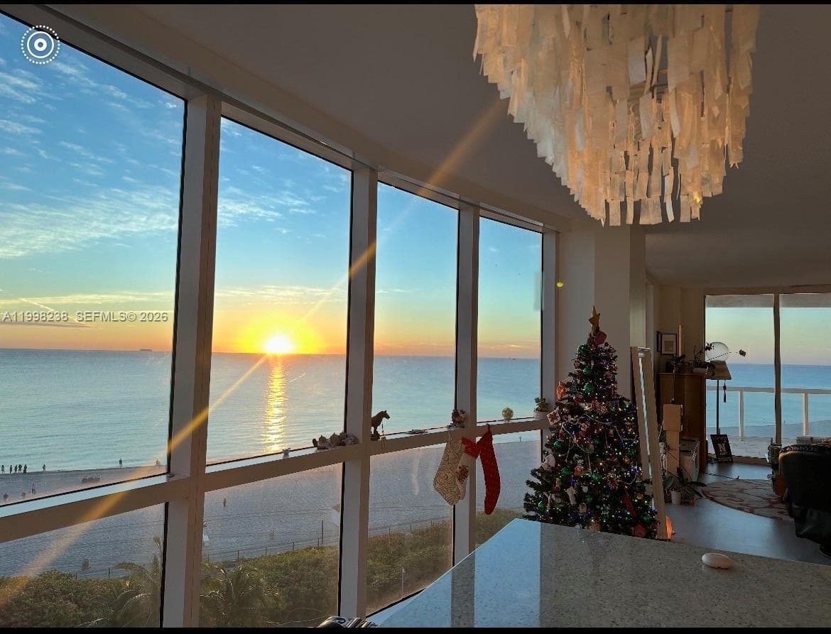 3801 Collins Ave # 806, Miami Beach FL 33140 — 87