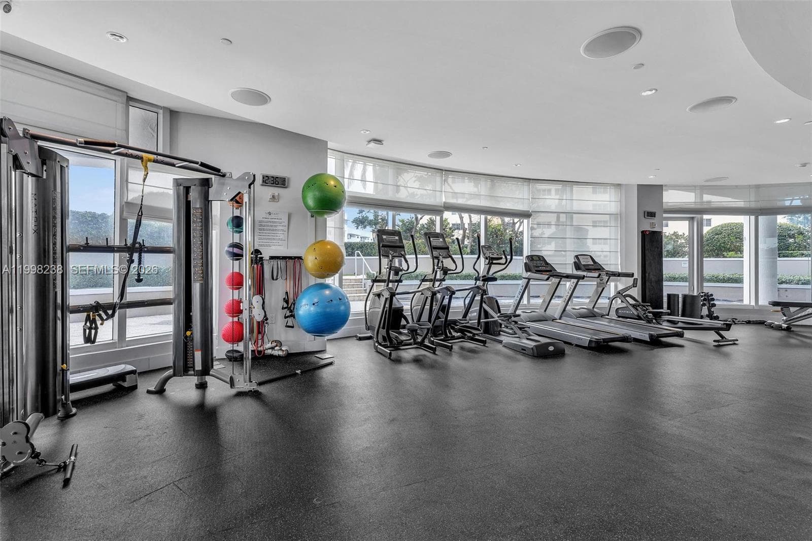 3801 Collins Ave # 806, Miami Beach FL 33140 — 74