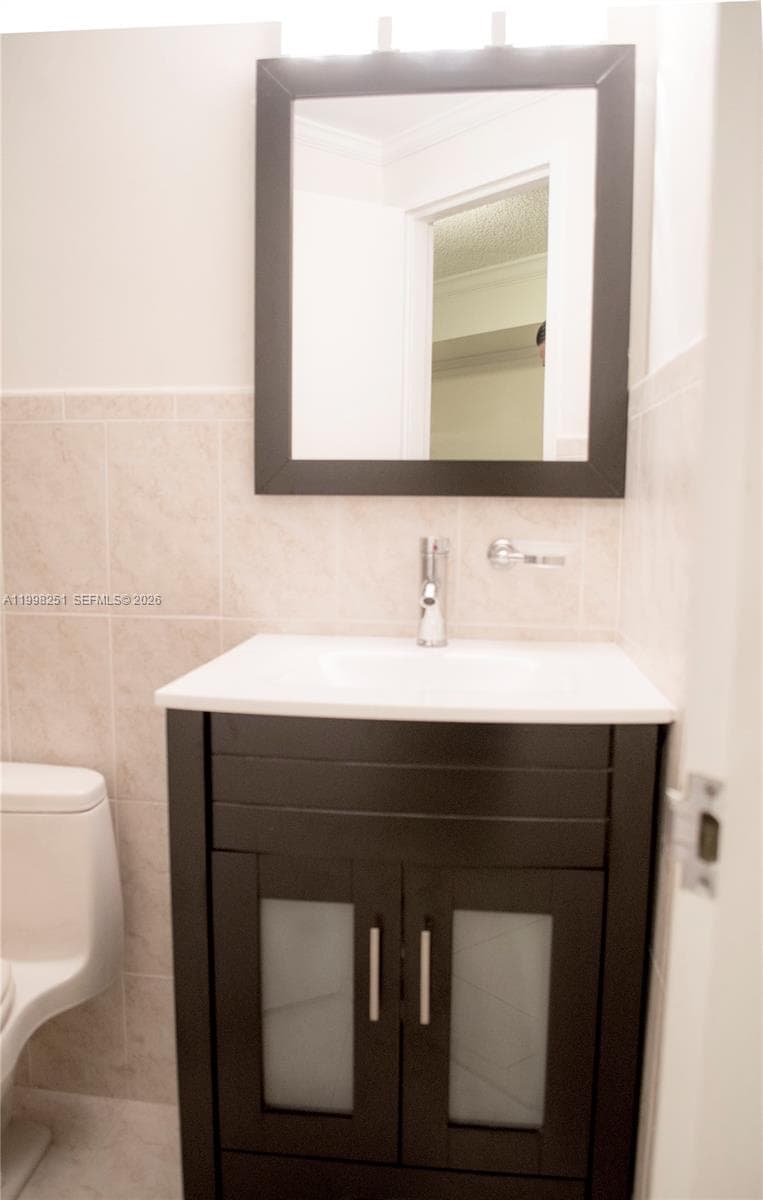 825 Brickell Bay Dr # 750, Miami FL 33131 — 12