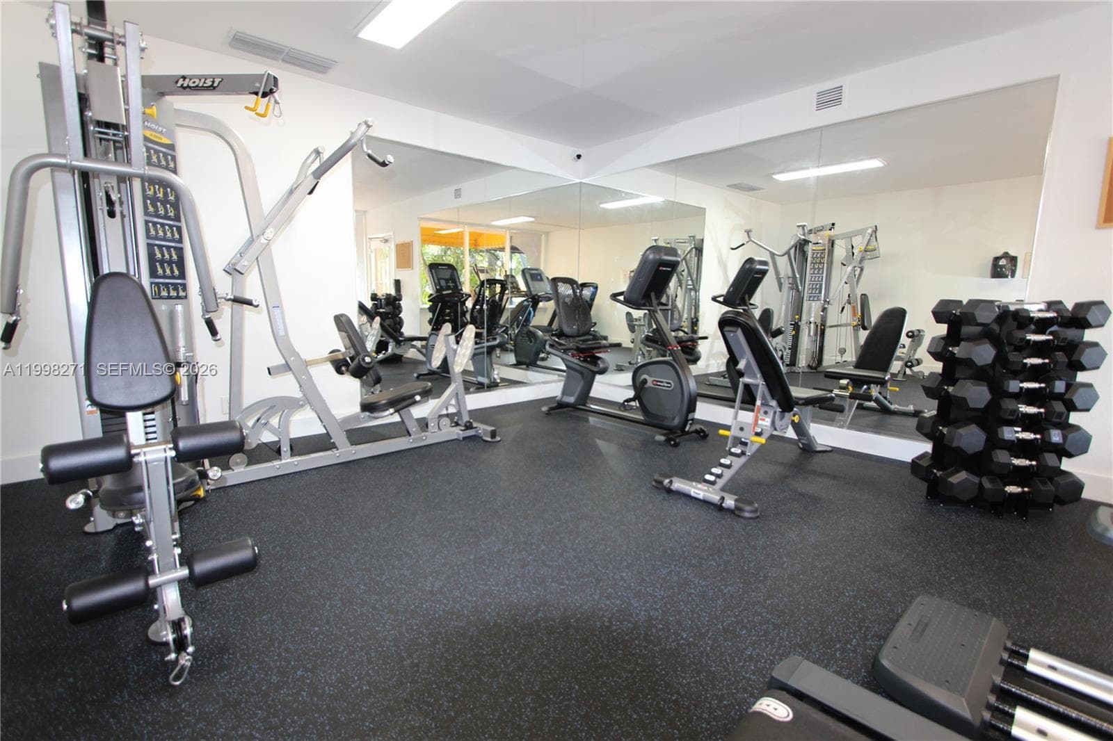 4550 NW 9th St # 811E, Miami FL 33126 — 17