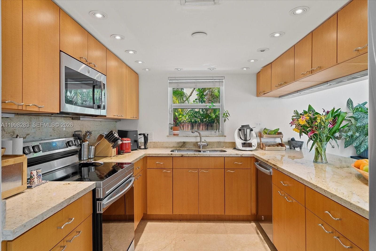 2721 SW 22nd Ave # A, Miami FL 33133 — 15