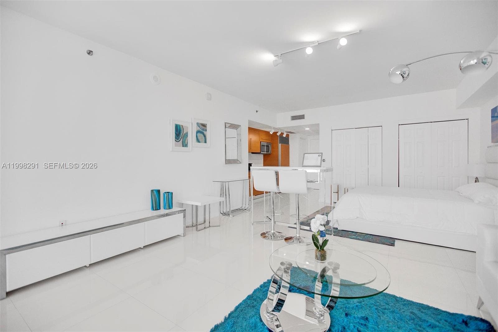 475 Brickell Ave # 5010, Miami FL 33131 — 15