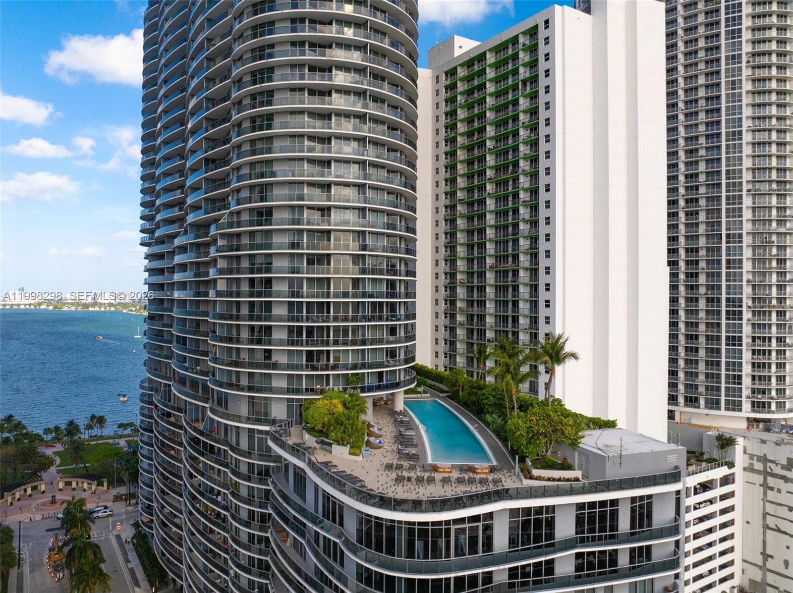 488 NE 18th St # 715, Miami FL 33132 — 62
