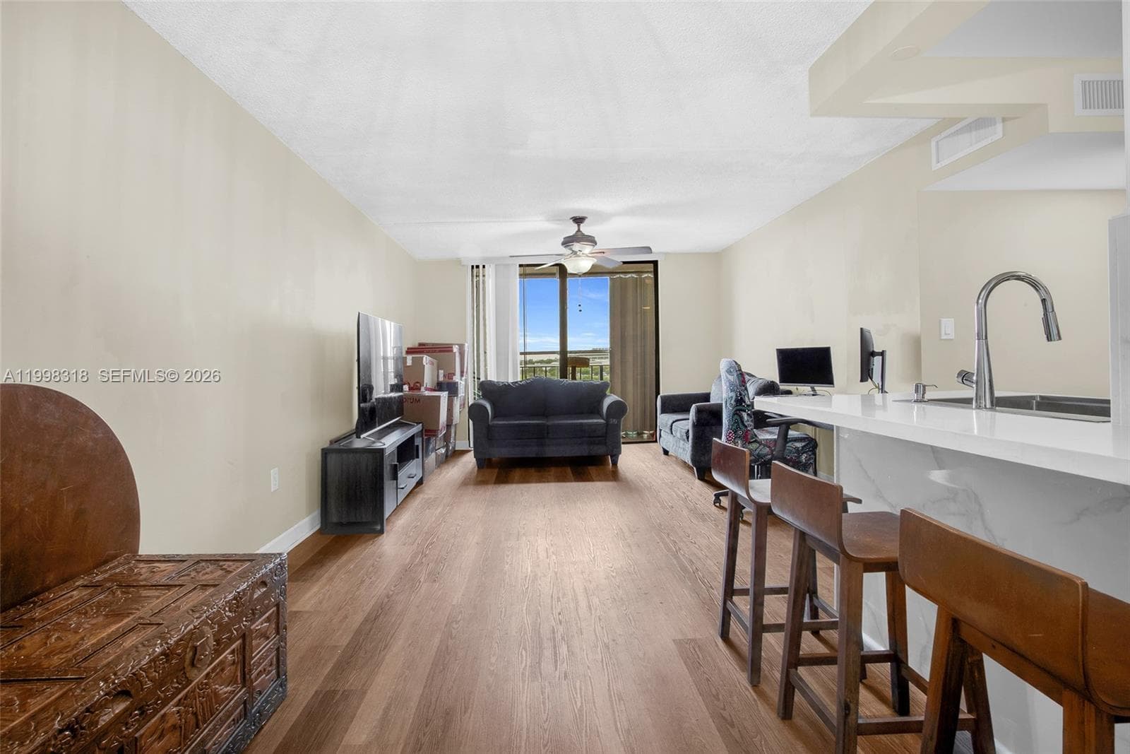 9682 Fontainebleau Blvd # 503, Miami FL 33172 — 7