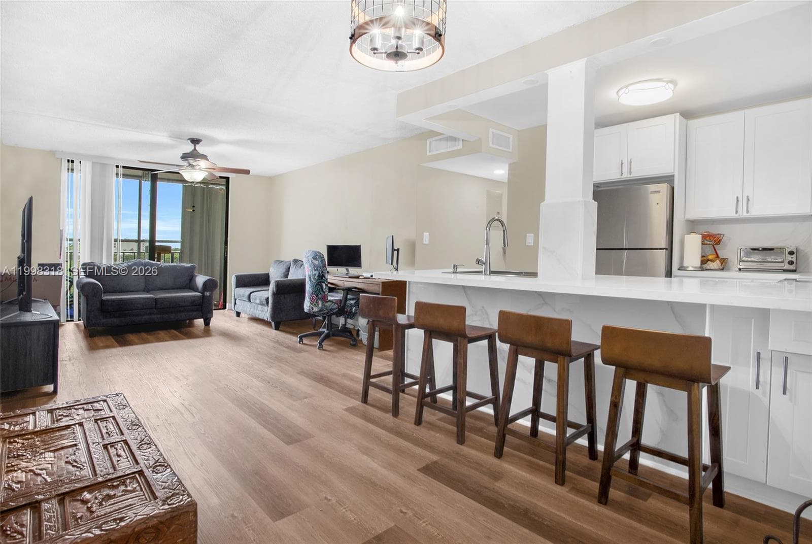 9682 Fontainebleau Blvd # 503, Miami FL 33172 — 8