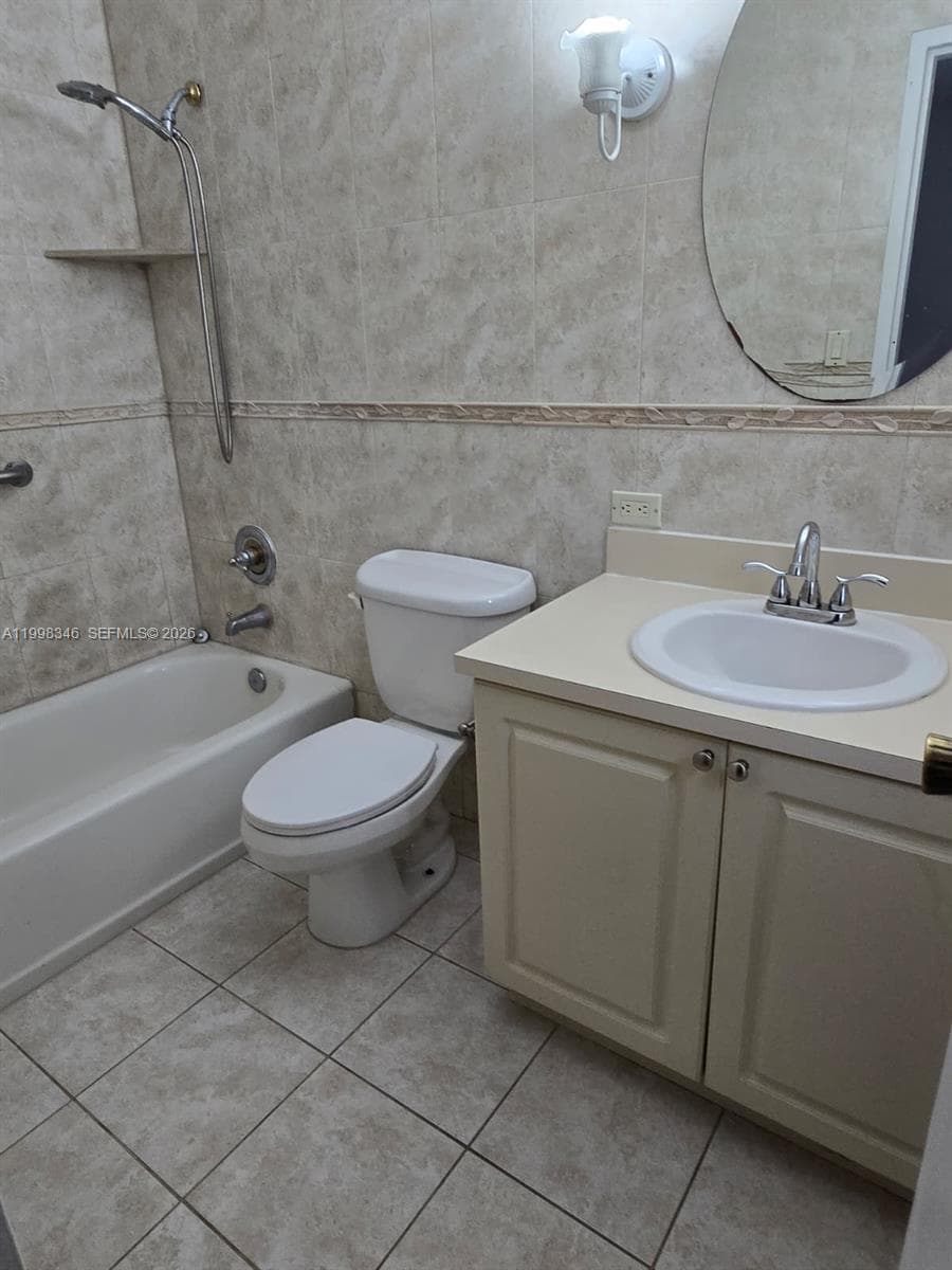 9972 SW 88th St # 1119, Miami FL 33176 — 9
