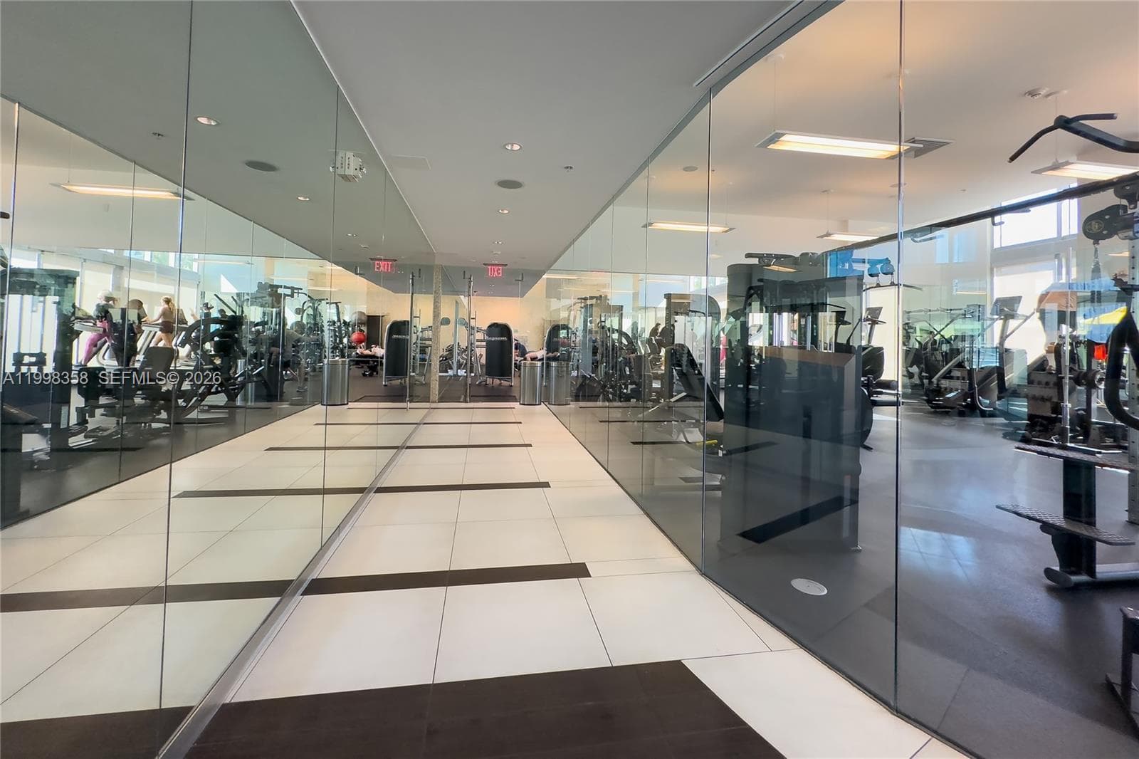 92 SW 3rd St # 3512, Miami FL 33130 — 62