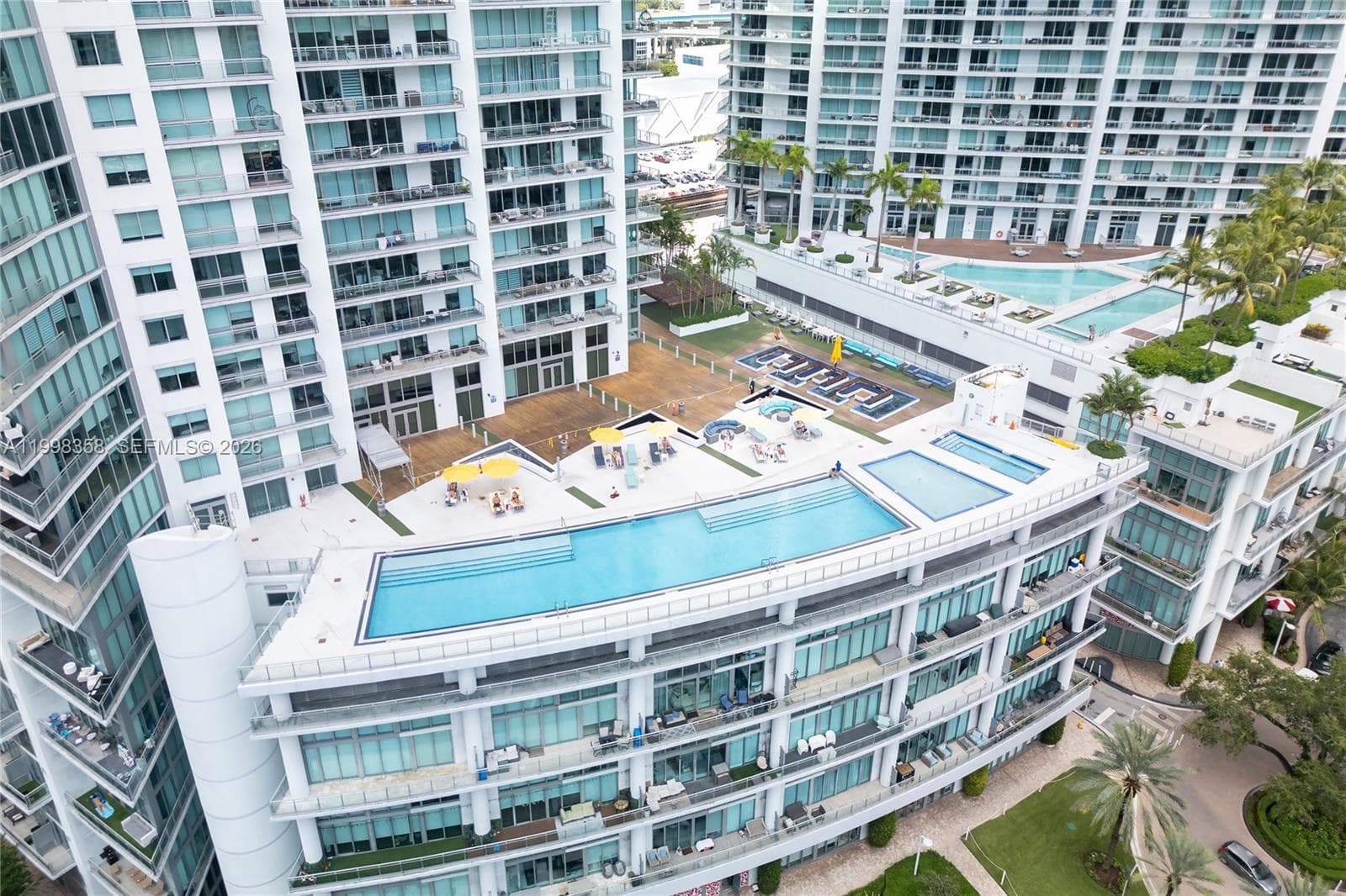 92 SW 3rd St # 3512, Miami FL 33130 — 57