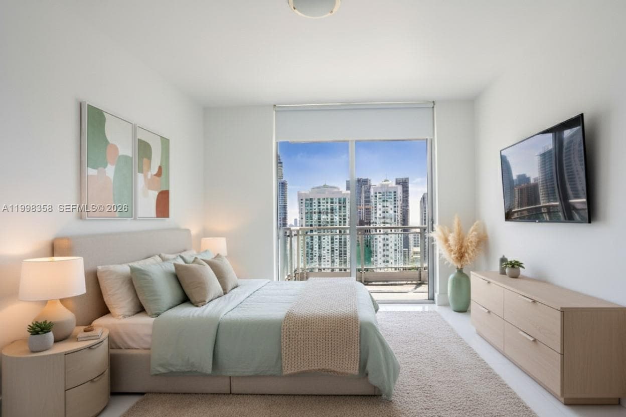 92 SW 3rd St # 3512, Miami FL 33130 — 7