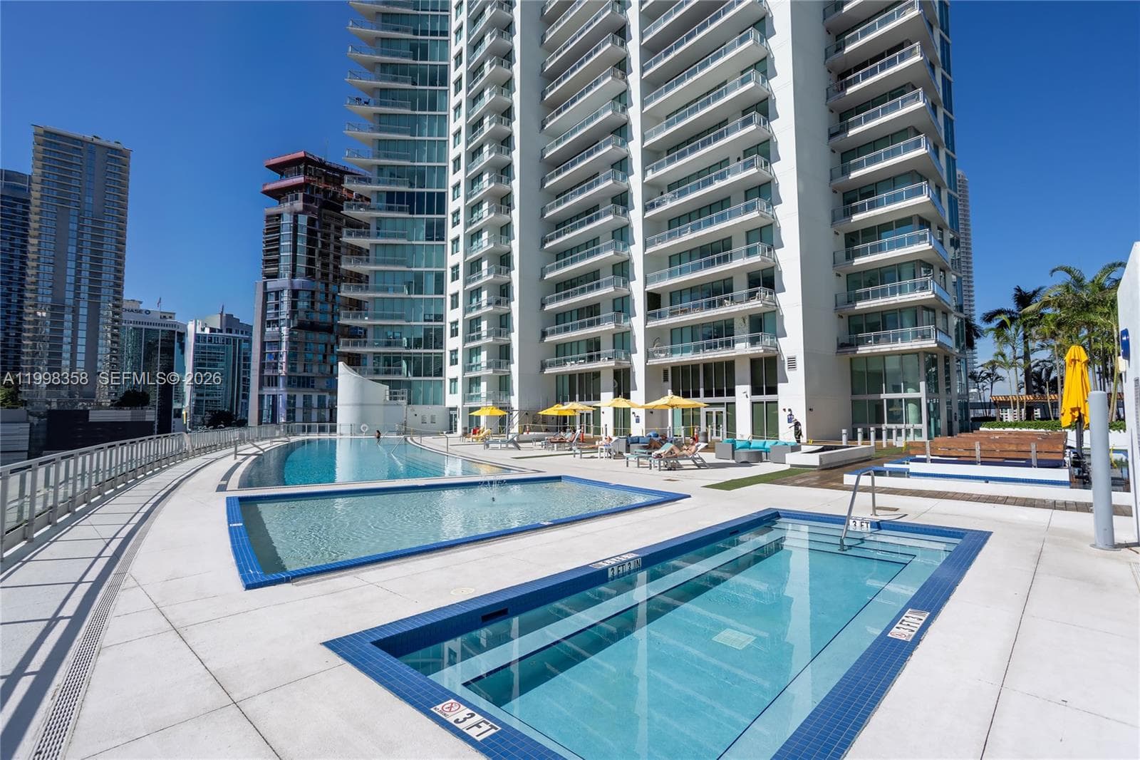 92 SW 3rd St # 3512, Miami FL 33130 — 33