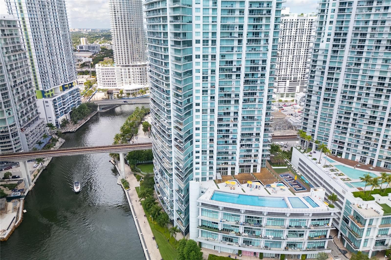 92 SW 3rd St # 3512, Miami FL 33130 — 50