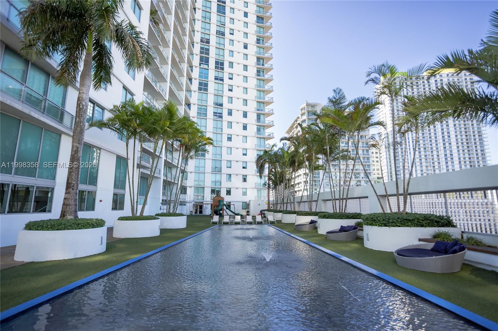 92 SW 3rd St # 3512, Miami FL 33130 — 40