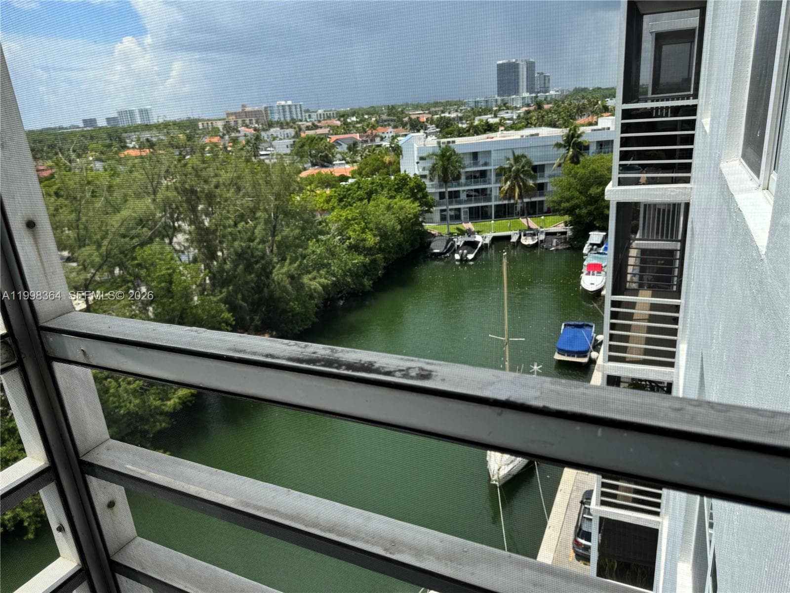3660 NE 166th St # 812, North Miami Beach FL 33160 — 13
