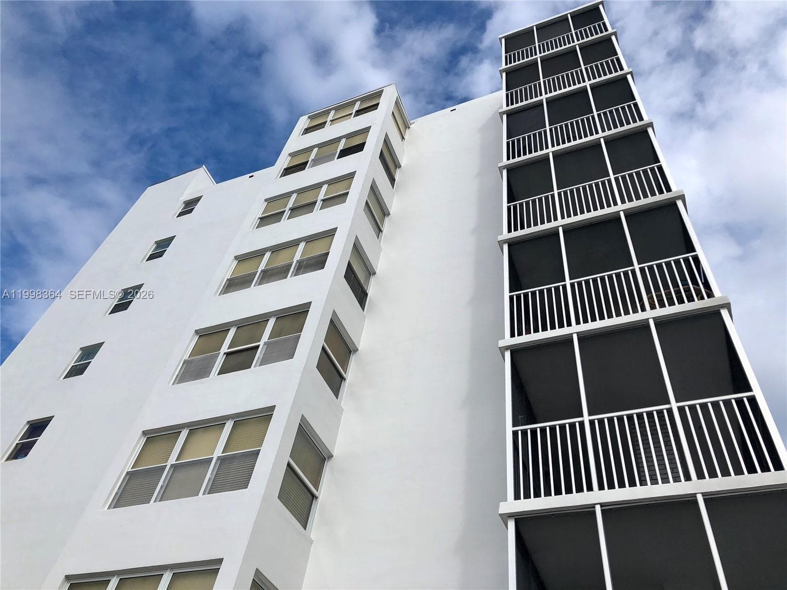 3660 NE 166th St # 812, North Miami Beach FL 33160 — 16