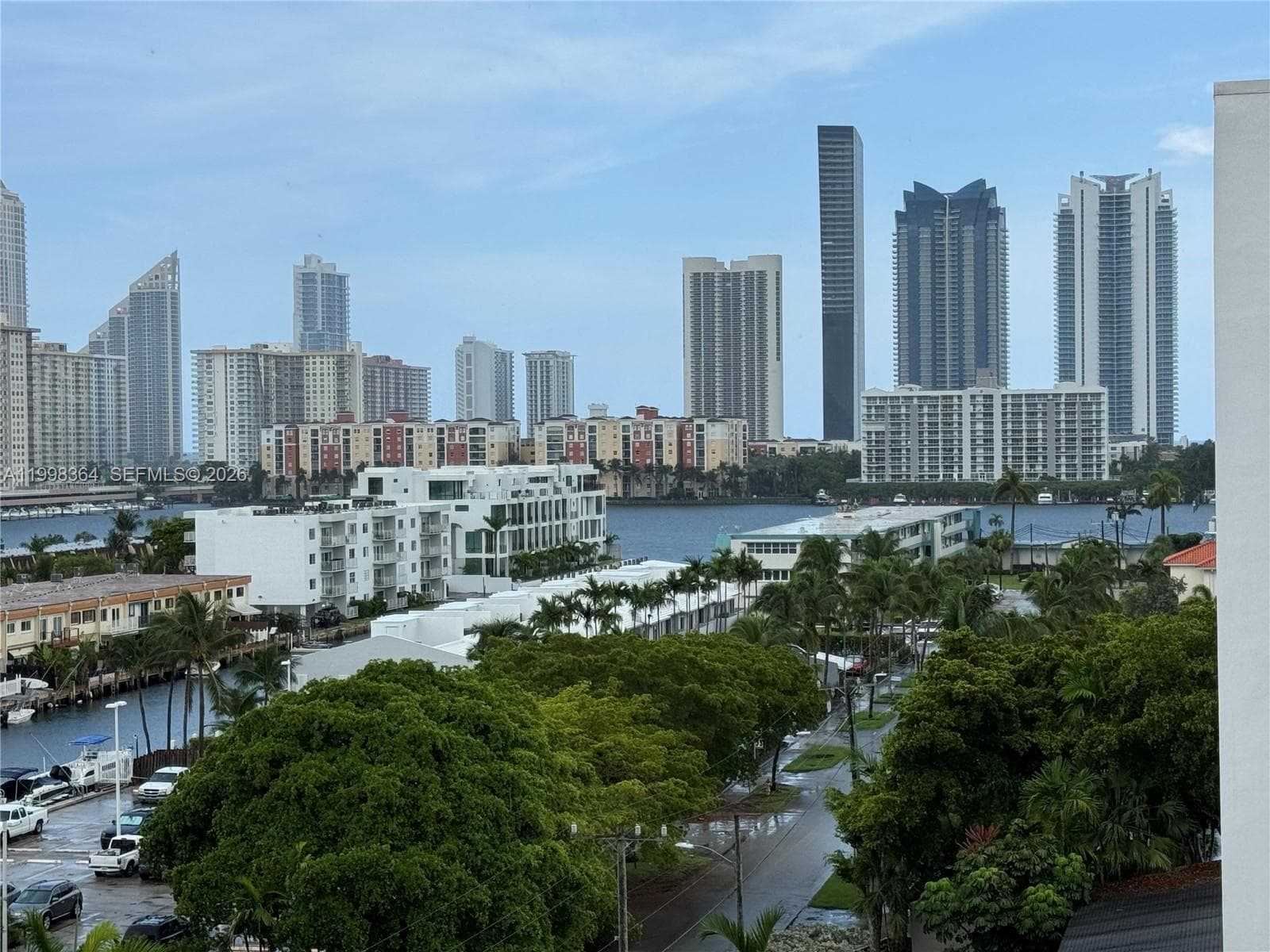 3660 NE 166th St # 812, North Miami Beach FL 33160 — 22