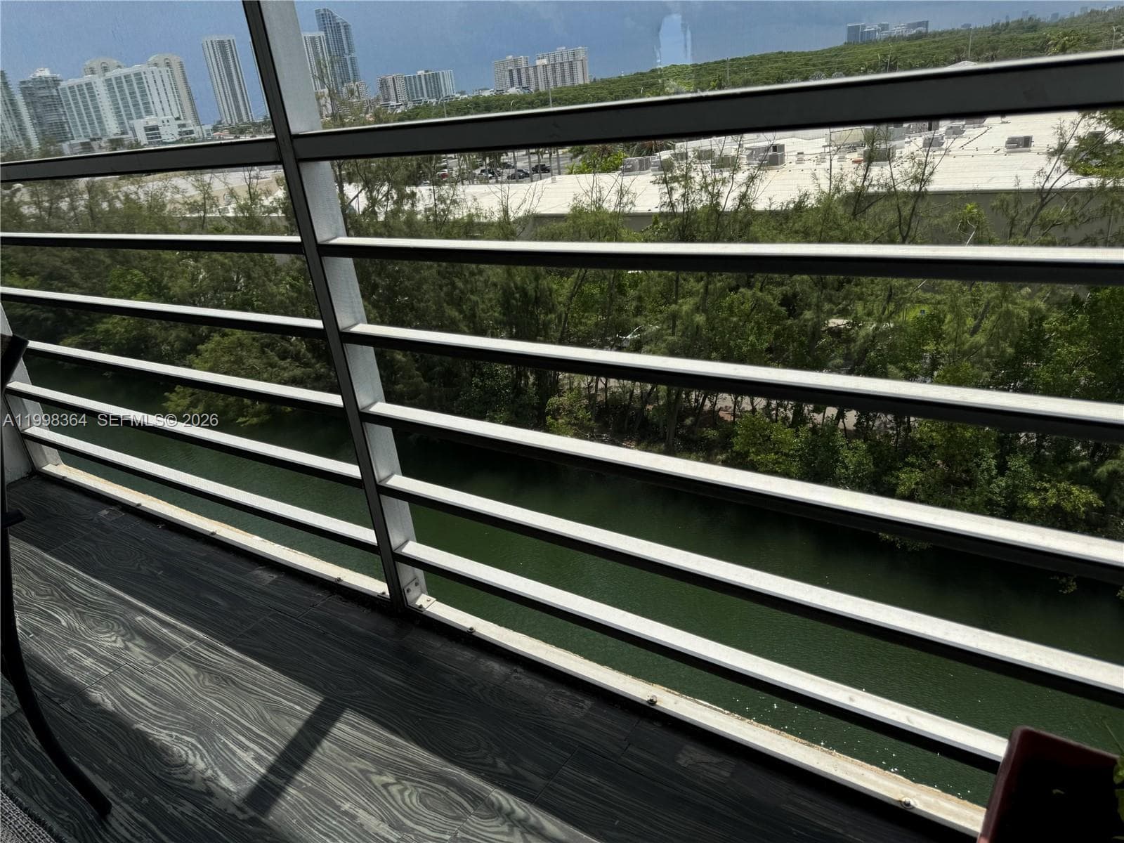 3660 NE 166th St # 812, North Miami Beach FL 33160 — 14