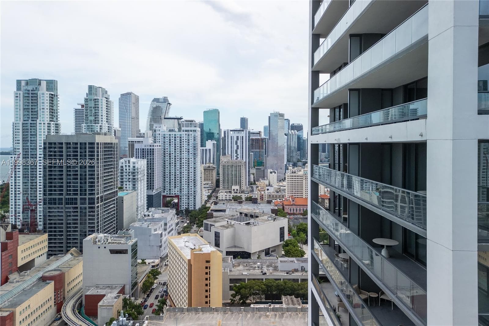601 NE 1 st # 2716, Miami FL 33132 — 77