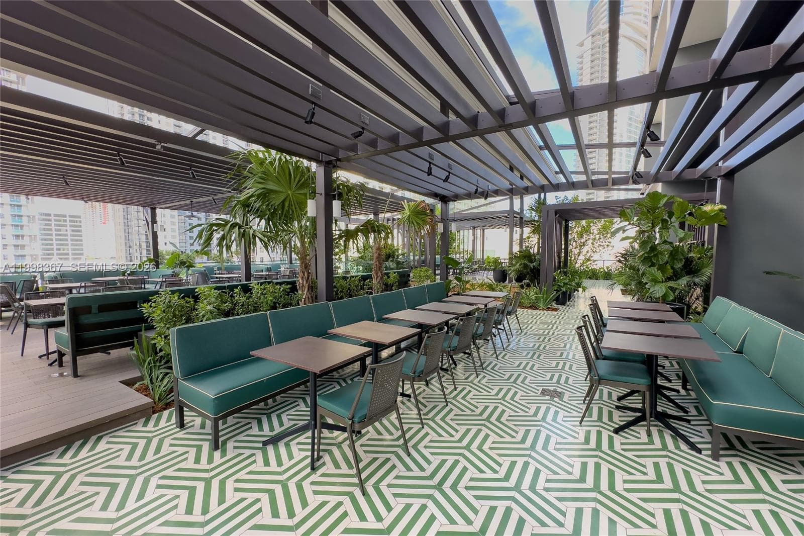 601 NE 1 st # 2716, Miami FL 33132 — 63