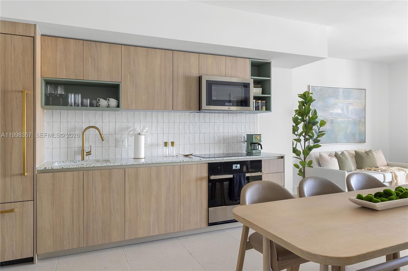 601 NE 1 st # 2716, Miami FL 33132 — 9