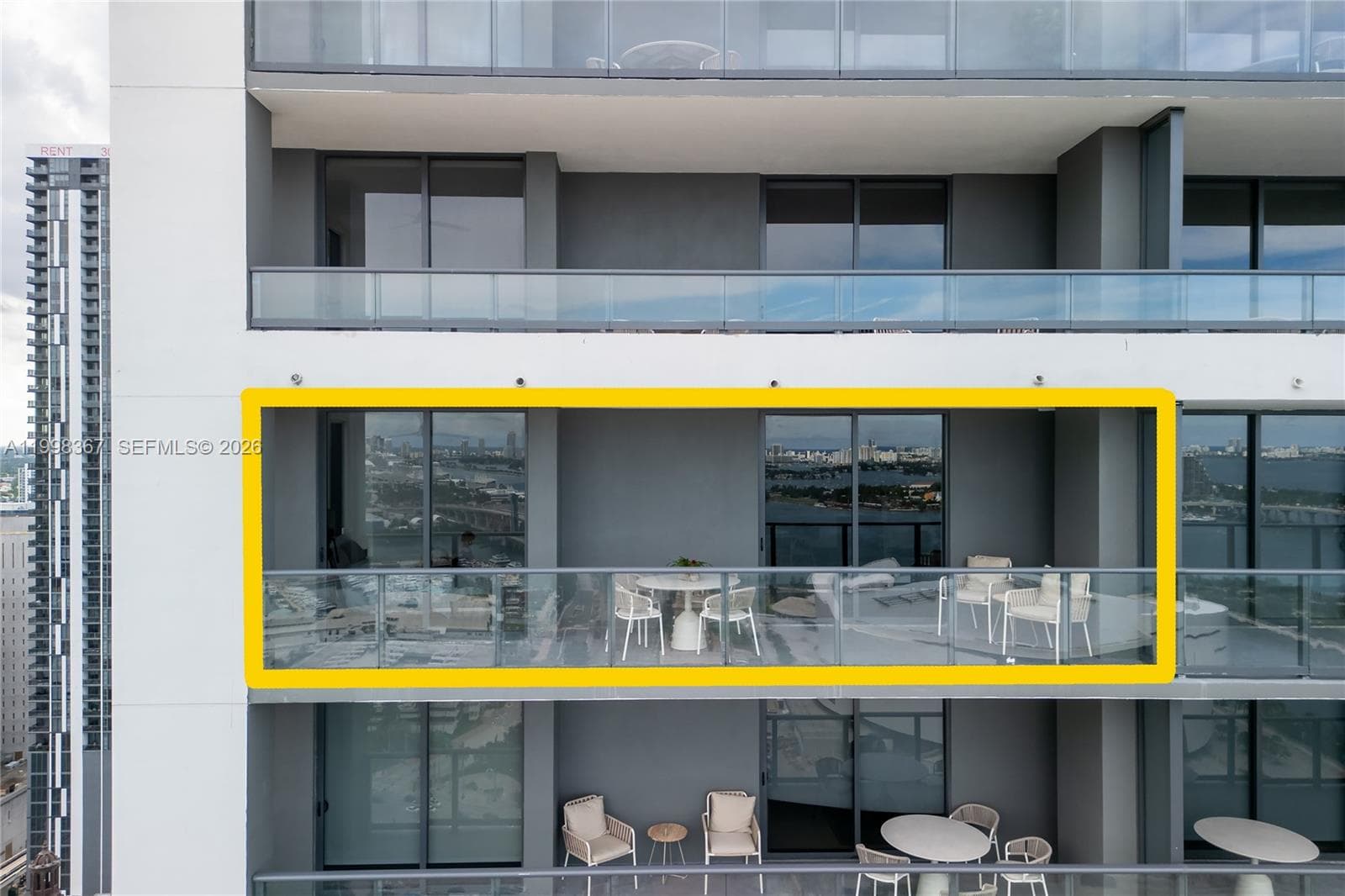 601 NE 1 st # 2716, Miami FL 33132 — 70