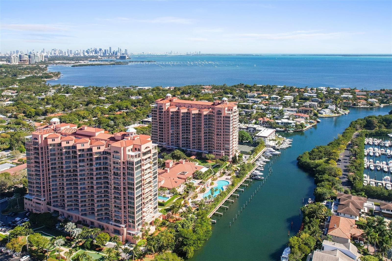 10 Edgewater Dr # 7G, Coral Gables FL 33133 — 1