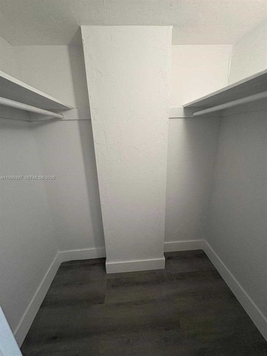 19390 Collins Ave # 1623, Sunny Isles Beach FL 33160 — 21
