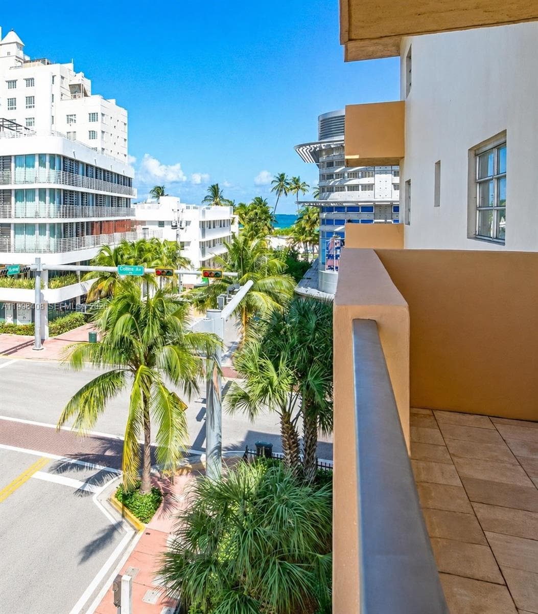 1150 Collins Ave # 402, Miami Beach FL 33139 — 2